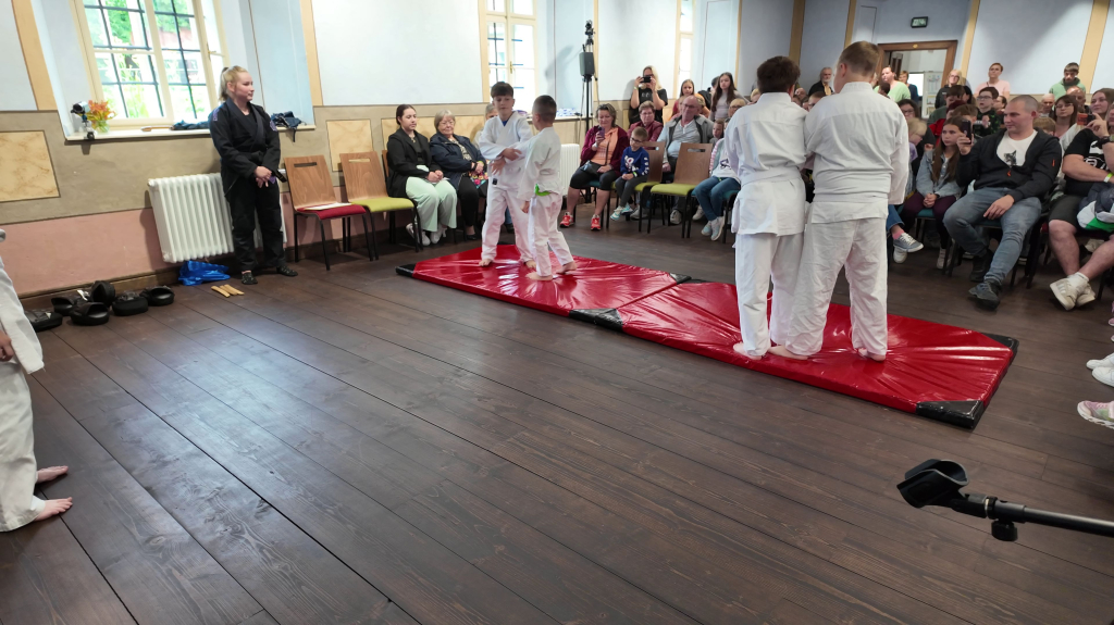 DDM_rozloučení_s_kroužky_Kapucínský_klášter_12_6_2026_č1_Alkampf_14.jpg