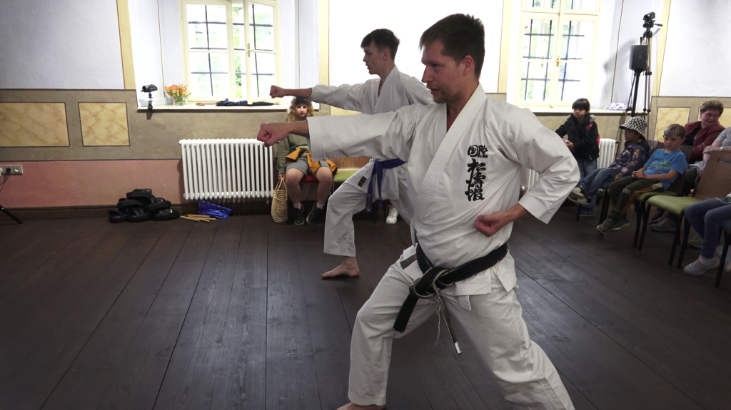 DDM_rozloučení_s_kroužky_Kapucínský_klášter_12_6_2026_č3_karate_20.jpg