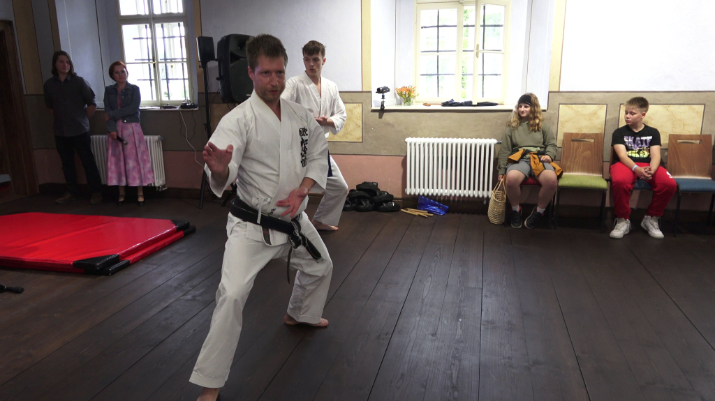 DDM_rozloučení_s_kroužky_Kapucínský_klášter_12_6_2026_č3_karate_22.jpg