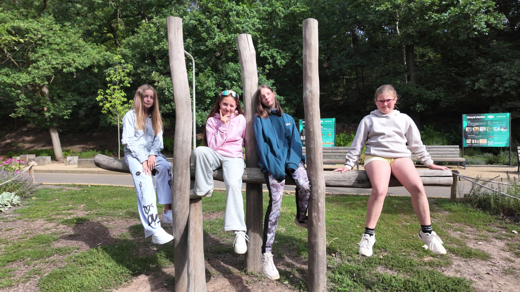 DDM_příměstský_tábor_školáci_ZOOPARK_Chmonutov_21_6_2026_04.jpg