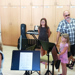 IMG_20230916_133330_DDM_Drexlerová_klávesy_den_otevřených_dveří.jpg