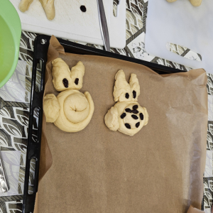 Výukový program - pečení jidášů (15.4. 2026)